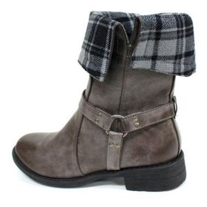 Grey / Brown Flex Boot